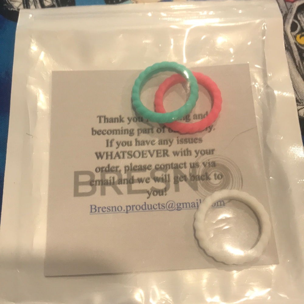 Small silicone rings